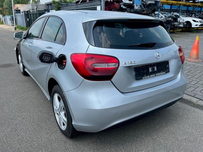 Mercedes A 1.5 A-180 CDI, A-180d 16V Sloopvoertuig (2014, Zilvergrijs)