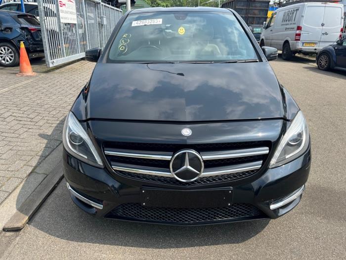 Mercedes B 1.8 B-200 CDI BlueEFFICIENCY 16V Sloopvoertuig (2013, Zwart)