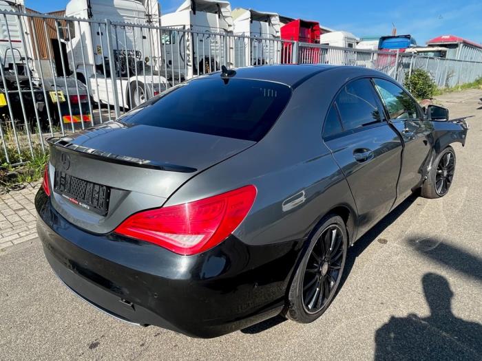Mercedes CLA 2.2 CLA-220 CDI, 220 d 16V Sloopvoertuig (2013, Grijs)
