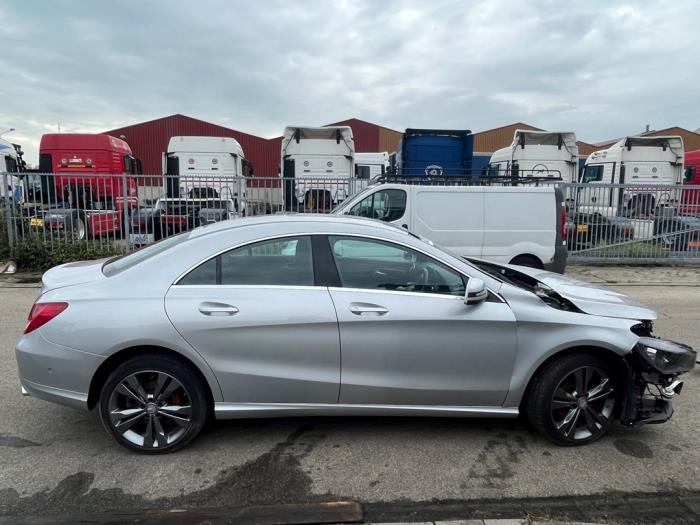 Mercedes CLA 2.2 CLA-220 CDI, 220 d 16V Sloopvoertuig (2014, Zilvergrijs)