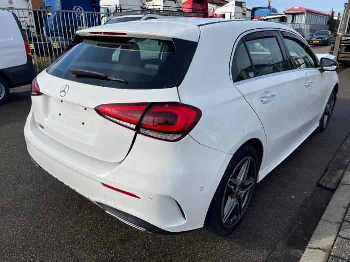 Mercedes A 1.3 A-200 Turbo 16V Sloopvoertuig (2018, Wit)
