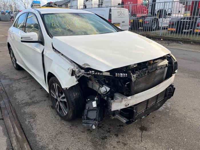 Mercedes A 1.6 A-180 16V Sloopvoertuig (2017, Wit)