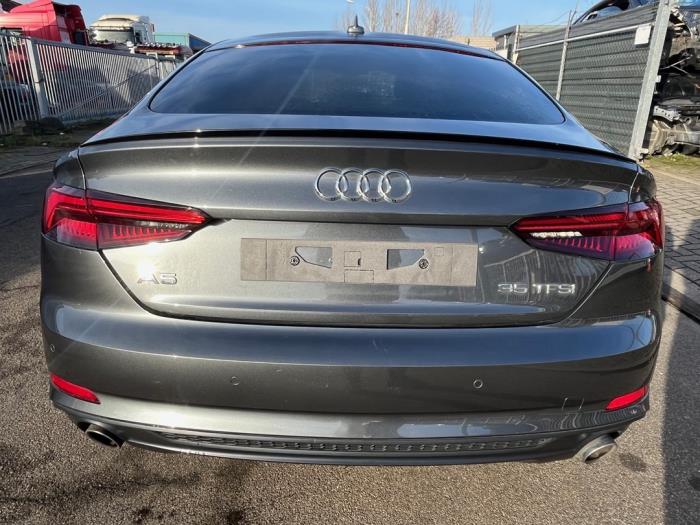 Audi A5 Sportback 2.0 35 TFSI Mild Hybrid 16V Sloopvoertuig (2020, Grijs)