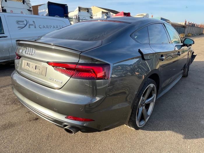 Audi A5 Sportback 2.0 35 TFSI Mild Hybrid 16V Sloopvoertuig (2020, Grijs)
