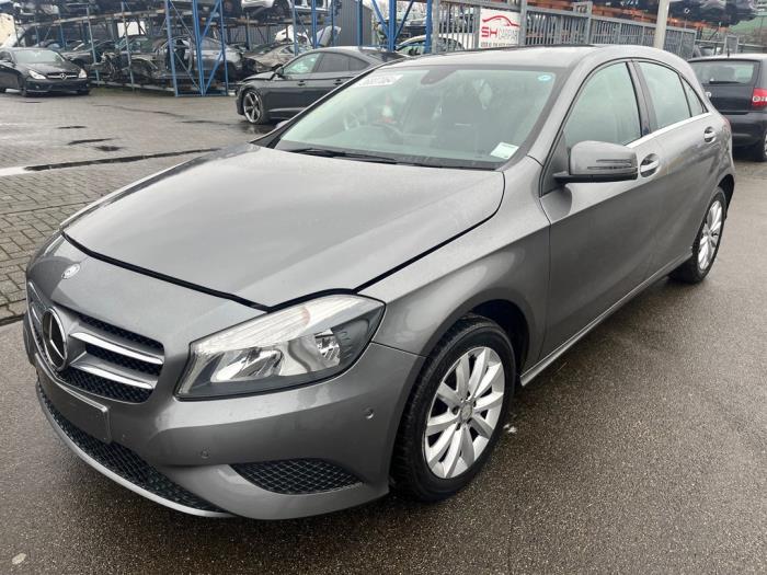 Mercedes A 1.6 A-180 16V Sloopvoertuig (2013, Grijs)