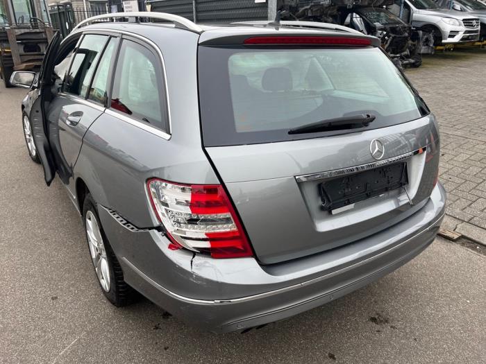 Mercedes C Estate 2.2 C-180 CDI 16V BlueEFFICIENCY Sloopvoertuig (2013, Grijs)