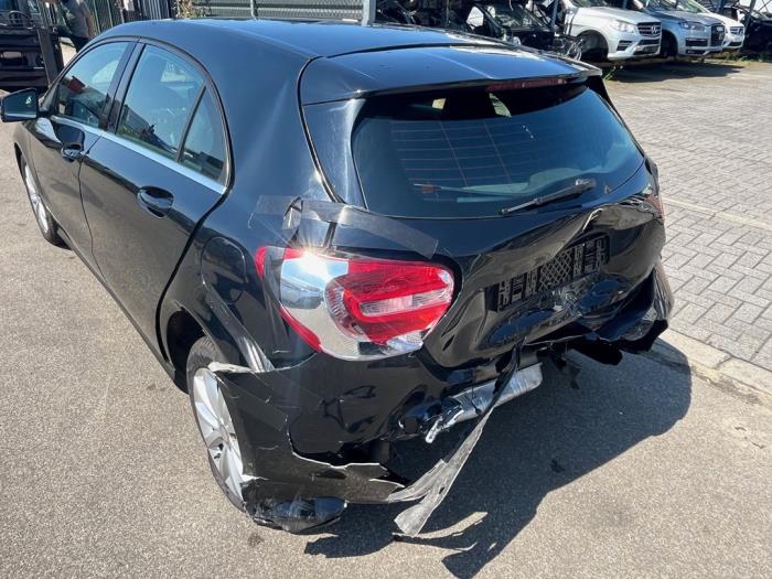 Mercedes A 1.6 A-180 16V Sloopvoertuig (2012, Zwart)