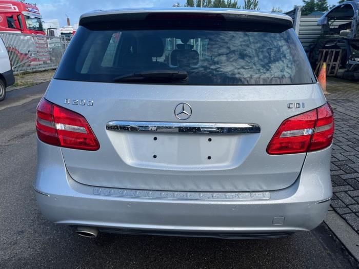 Mercedes B 1.8 B-200 CDI BlueEFFICIENCY 16V Sloopvoertuig (2014, Zilver)