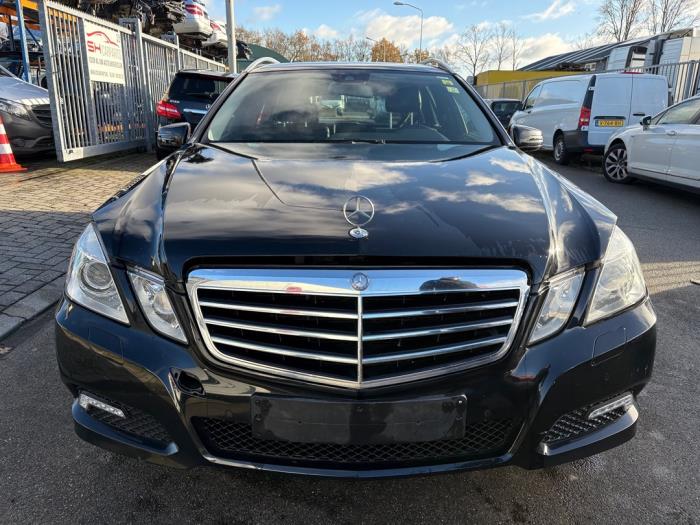 Mercedes E Estate E-250 CDI 16V BlueEfficiency,BlueTEC Sloopvoertuig (2010, Zwart)