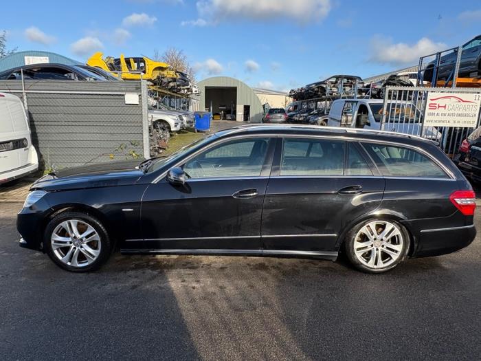 Mercedes E Estate E-250 CDI 16V BlueEfficiency,BlueTEC Sloopvoertuig (2010, Zwart)