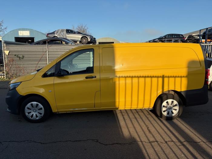 Mercedes Vito 1.6 109 CDI 16V Sloopvoertuig (2016, Geel)