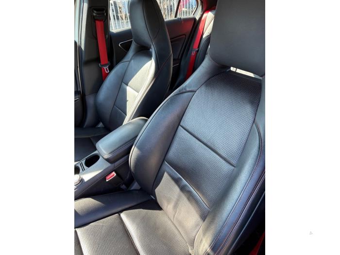 Mercedes A 1.6 A-180 16V Sloopvoertuig (2013, Wit)