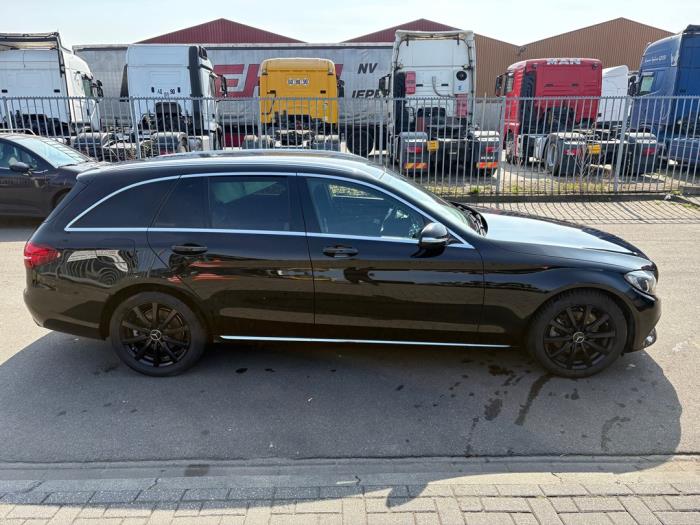 Mercedes C Estate C-220 CDI BlueTEC, C-220 d 2.2 16V Sloopvoertuig (2014, Zwart)