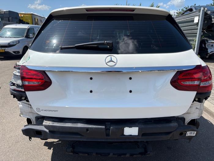Mercedes C Estate C-180 1.6 16V BlueEfficiency Sloopvoertuig (2016, Wit)