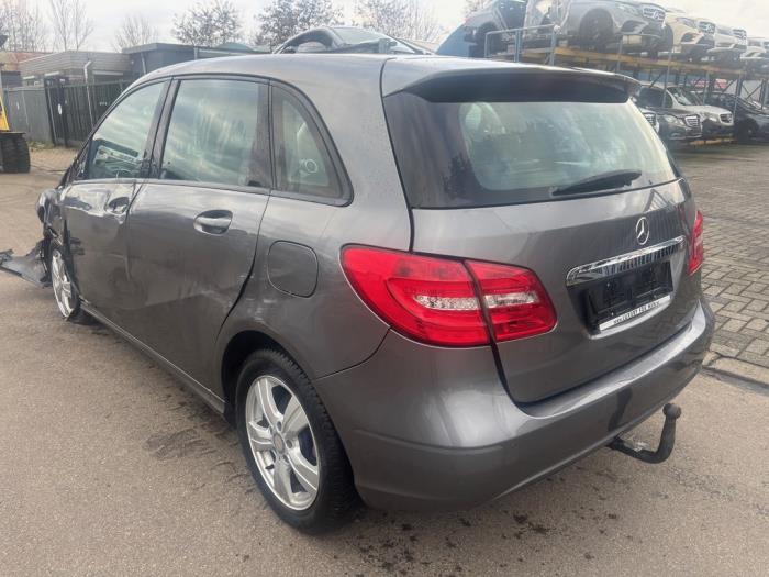 Mercedes B 1.8 B-180 CDI BlueEFFICIENCY 16V Sloopvoertuig (2012, Grijs)