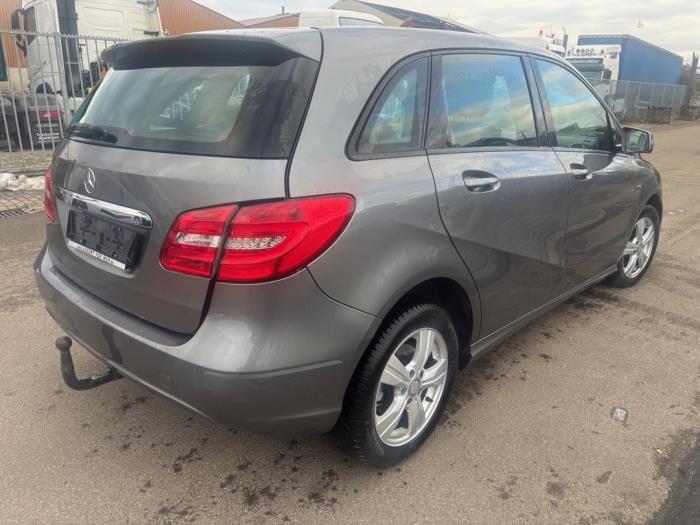 Mercedes B 1.8 B-180 CDI BlueEFFICIENCY 16V Sloopvoertuig (2012, Grijs)