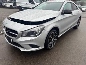 Mercedes CLA 1.6 CLA-200 16V  (Sloop)