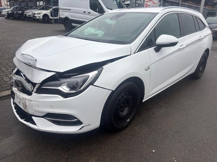 Opel Astra K Sports Tourer 1.5 CDTi 122 12V Sloopvoertuig (2020, Wit)