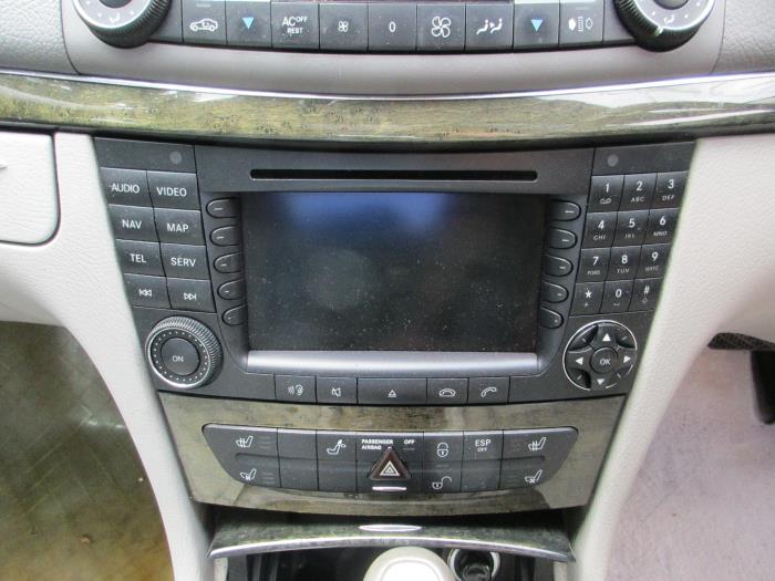 Mercedes E 3.2 E-320 CDI 24V Schadevoertuig (2003, Blauw)