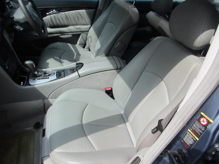 Mercedes E 3.2 E-320 CDI 24V Schadevoertuig (2003, Blauw)