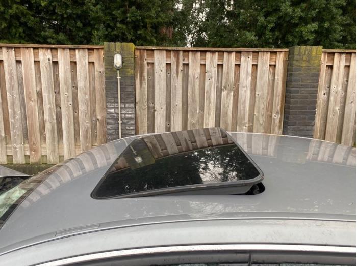 Mercedes E E-220 CDI 16V BlueEfficiency,BlueTEC Sloopvoertuig (2010, Metallic, Zilvergrijs)