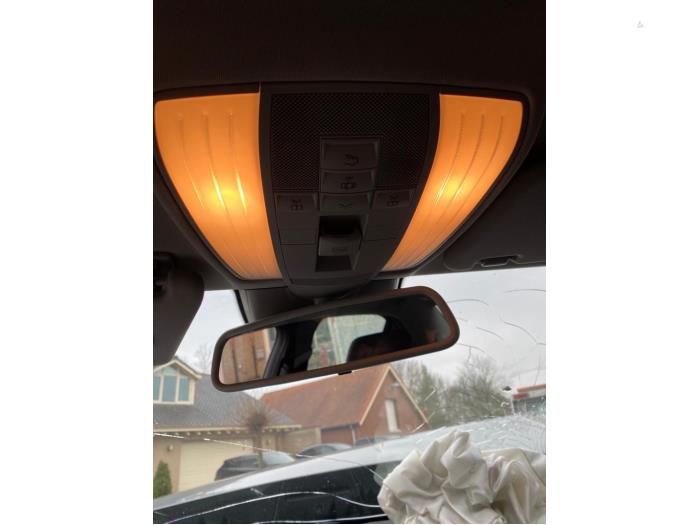 Mercedes E E-220 CDI 16V BlueEfficiency,BlueTEC Sloopvoertuig (2010, Metallic, Zilvergrijs)