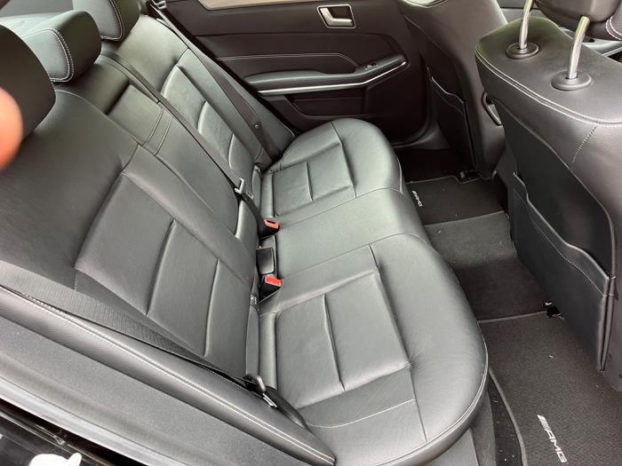 Mercedes E E-250 CDI 16V BlueEfficiency,BlueTec Sloopvoertuig (2013, Metallic, Zwart)