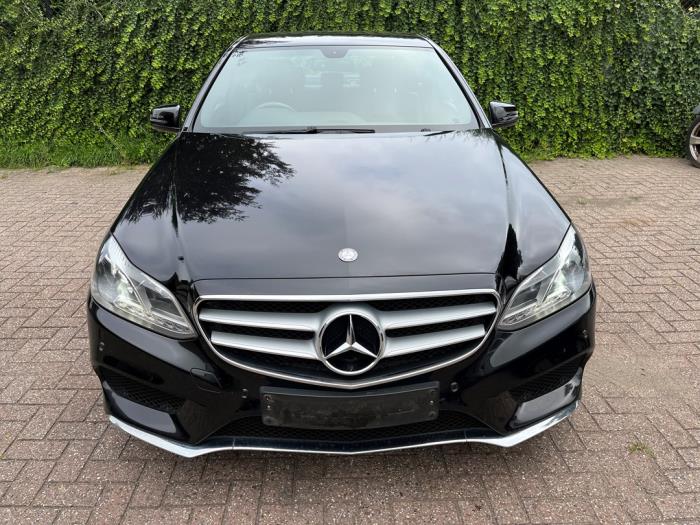 Mercedes E E-250 CDI 16V BlueEfficiency,BlueTec Sloopvoertuig (2013, Metallic, Zwart)