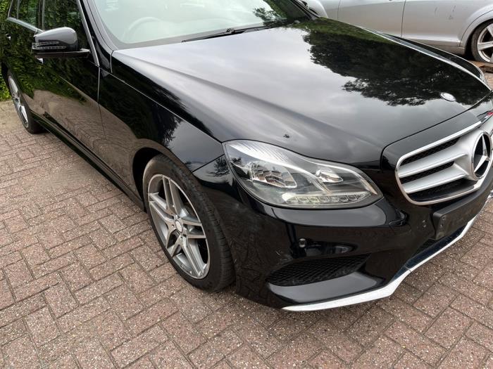 Mercedes E E-250 CDI 16V BlueEfficiency,BlueTec Sloopvoertuig (2013, Metallic, Zwart)