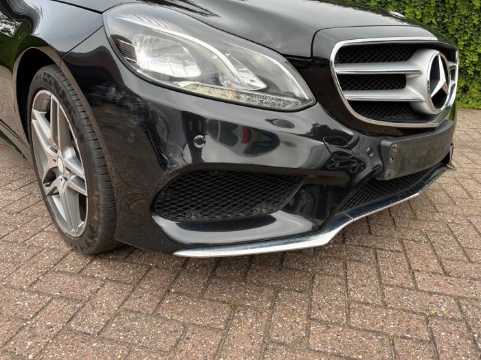 Mercedes E E-250 CDI 16V BlueEfficiency,BlueTec Sloopvoertuig (2013, Metallic, Zwart)