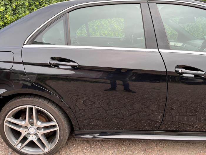 Mercedes E E-250 CDI 16V BlueEfficiency,BlueTec Sloopvoertuig (2013, Metallic, Zwart)