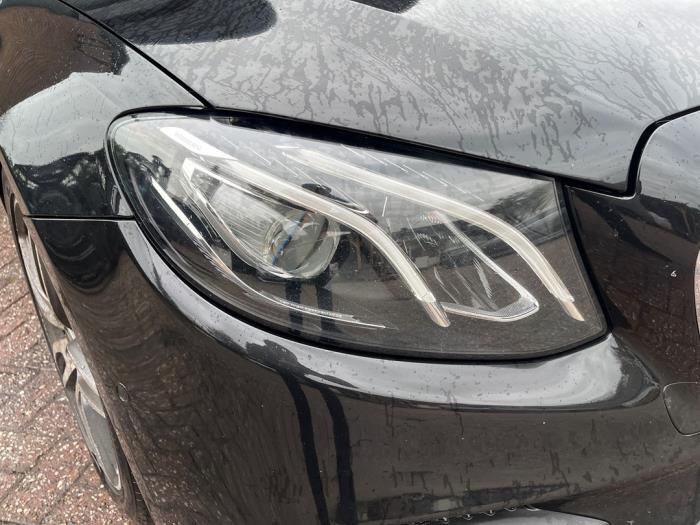 Mercedes E E-220d 2.0 Turbo 16V Sloopvoertuig (2017, Metallic, Zwart)