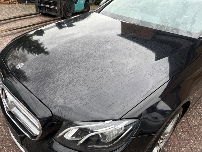 Mercedes E E-220d 2.0 Turbo 16V Sloopvoertuig (2017, Metallic, Zwart)