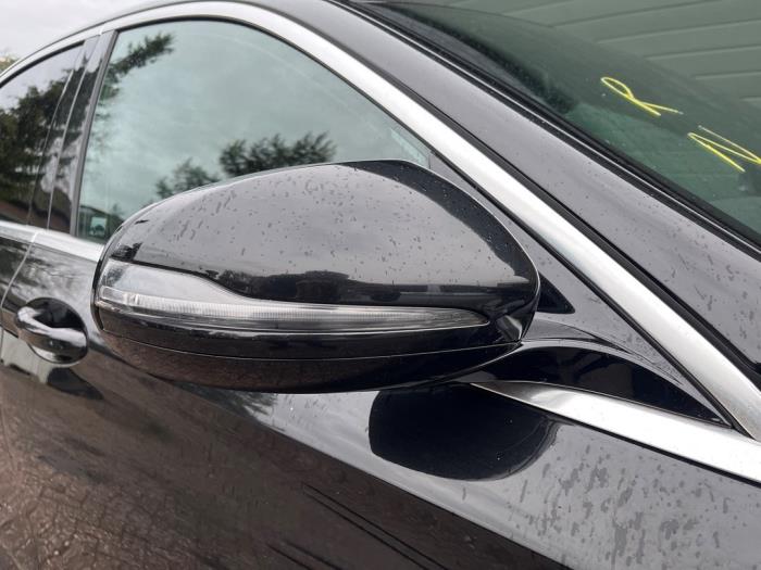 Mercedes E E-220d 2.0 Turbo 16V Sloopvoertuig (2017, Metallic, Zwart)