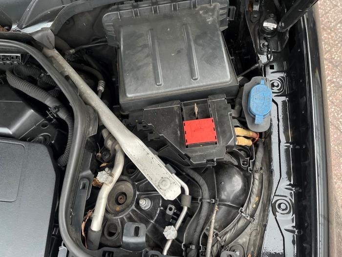 Mercedes E E-220d 2.0 Turbo 16V Sloopvoertuig (2017, Metallic, Zwart)