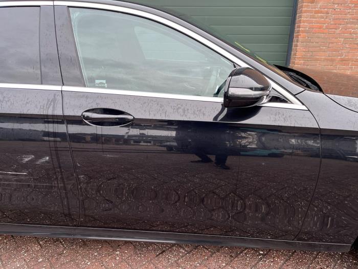 Mercedes E E-220d 2.0 Turbo 16V Sloopvoertuig (2017, Metallic, Zwart)