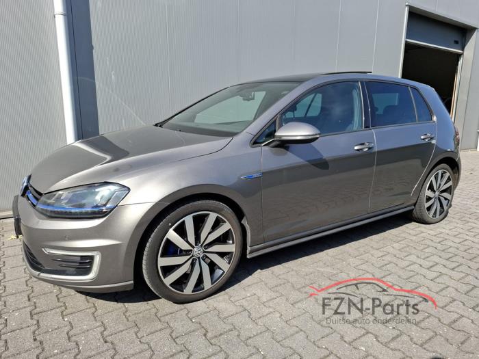 Volkswagen Golf VII 1.4 GTE 16V Sloopvoertuig (2015, Brons)