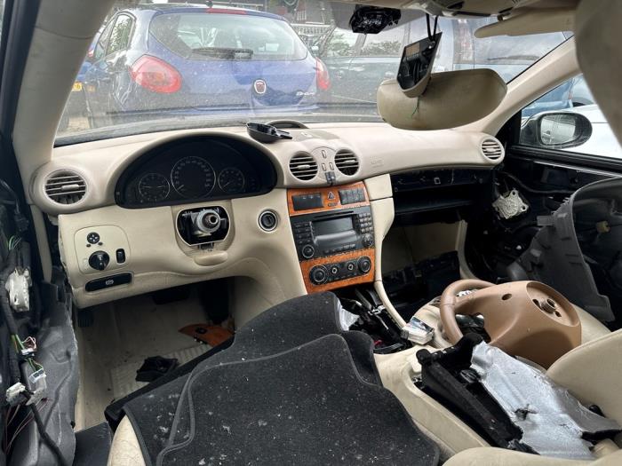 Mercedes CLK 1.8 200 K 16V Sloopvoertuig (2004, Zwart)