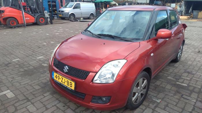 Suzuki Swift 1.3 VVT 16V Sloopvoertuig (2008, Oranje)