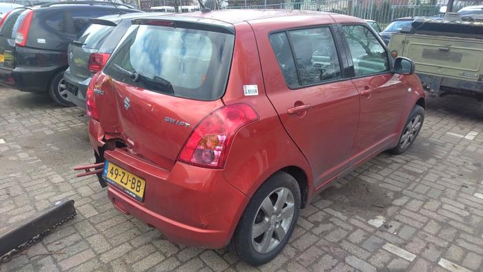 Suzuki Swift 1.3 VVT 16V Sloopvoertuig (2008, Oranje)