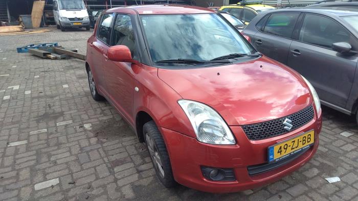 Suzuki Swift 1.3 VVT 16V Sloopvoertuig (2008, Oranje)