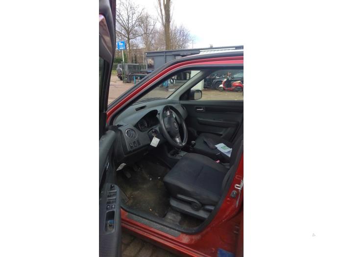 Suzuki Swift 1.3 VVT 16V Sloopvoertuig (2008, Oranje)