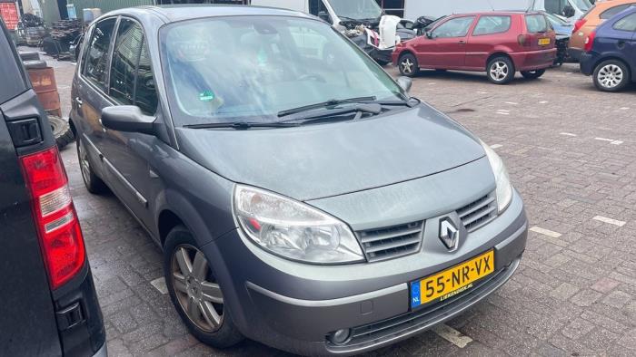 Renault Scénic II 1.6 16V Sloopvoertuig (2004, Grijs)