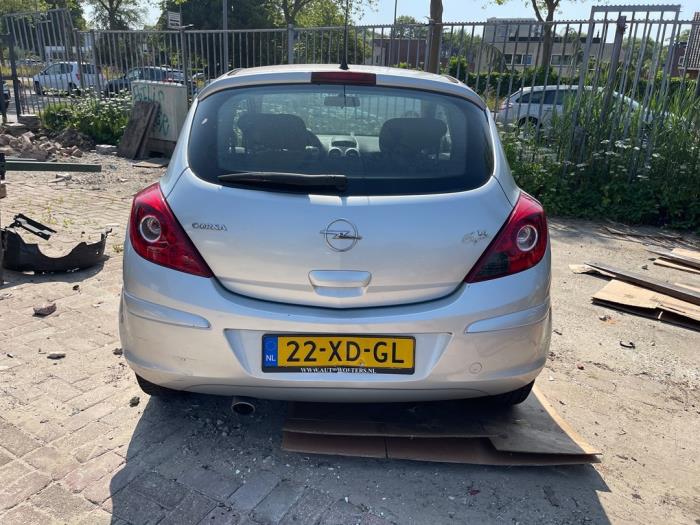 Opel Corsa D 1.4 16V Twinport Sloopvoertuig (2007, Grijs)