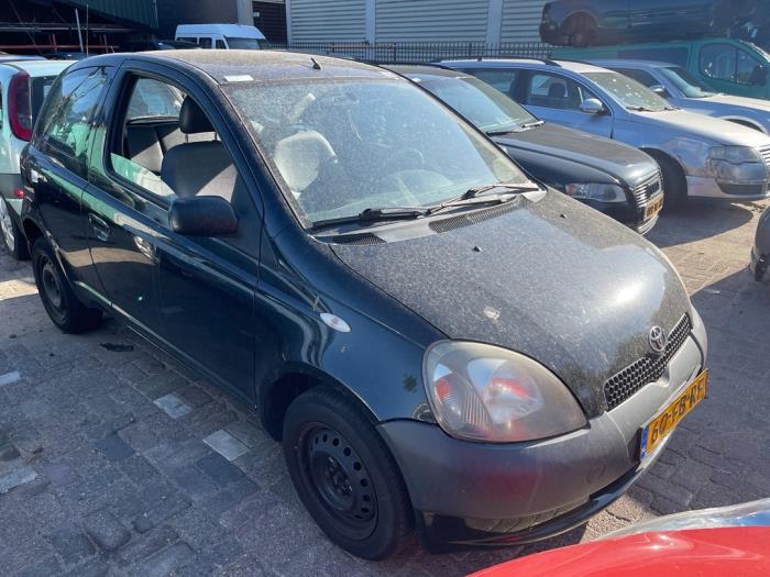 Toyota Yaris 1.0 16V VVT-i Sloopvoertuig (2000, Zwart)