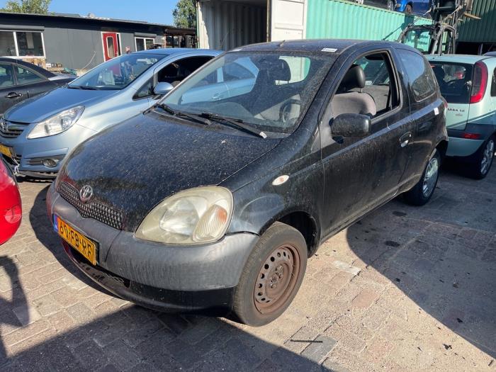 Toyota Yaris 1.0 16V VVT-i Sloopvoertuig (2000, Zwart)