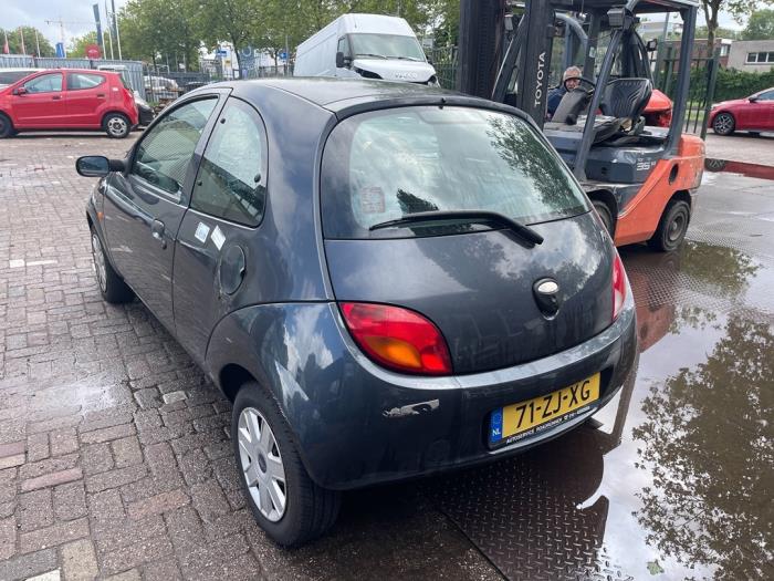 Ford Ka I 1.3i Sloopvoertuig (2008, Grijs)