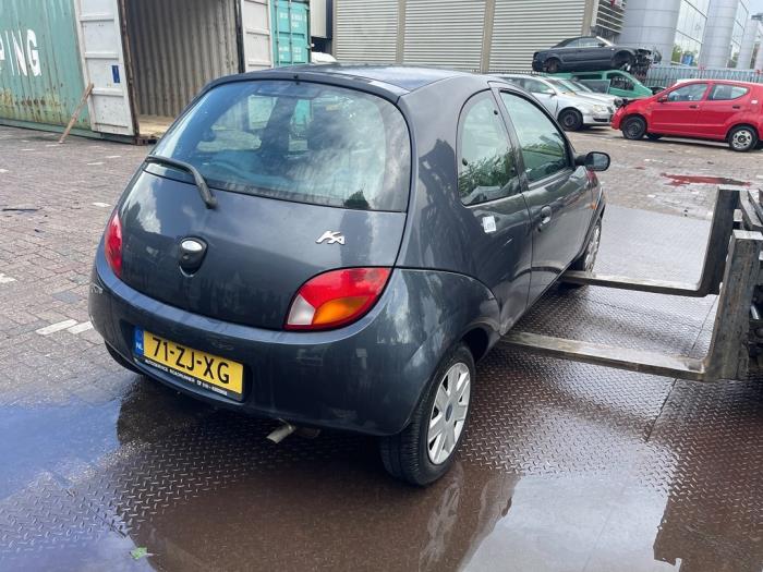 Ford Ka I 1.3i Sloopvoertuig (2008, Grijs)