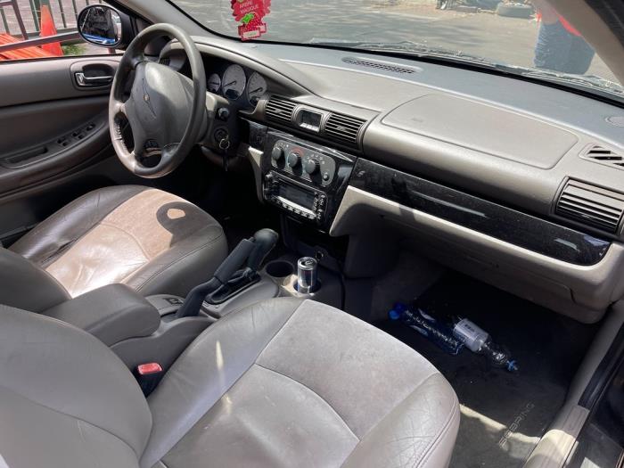 Chrysler Sebring 2.7 V6 24V Sloopvoertuig (2004, Zwart)
