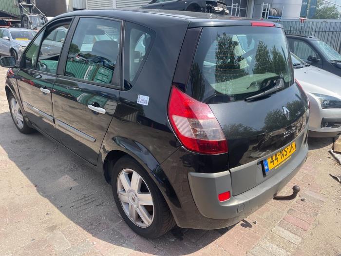 Renault Scénic II 2.0 16V Sloopvoertuig (2004, Zwart)
